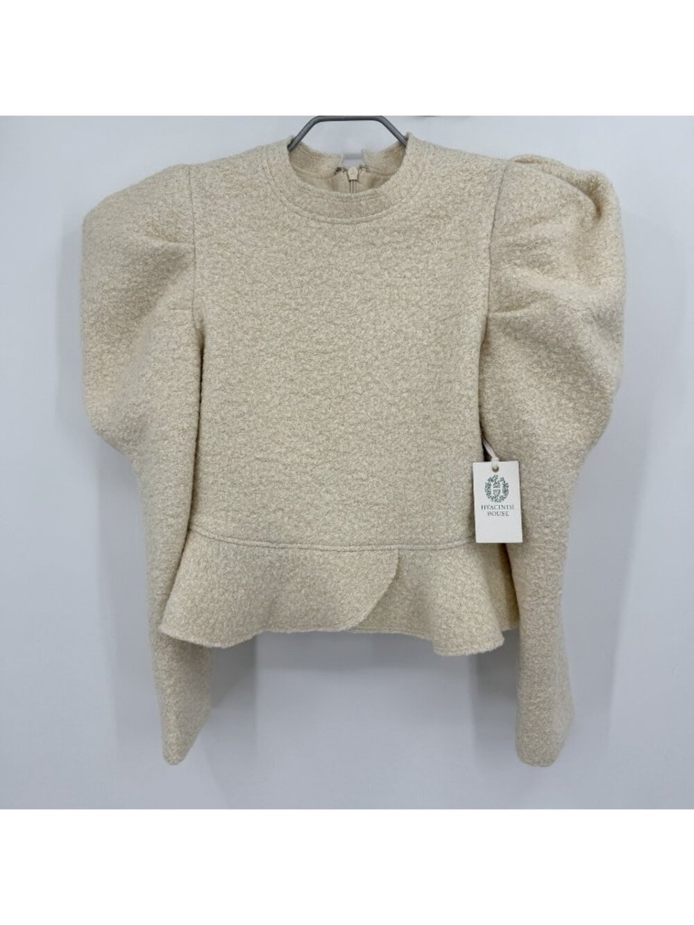 Hyacinth House by Tuckernuck Cream Metallic Boucle Puff Sleeve Sweater Top sz S